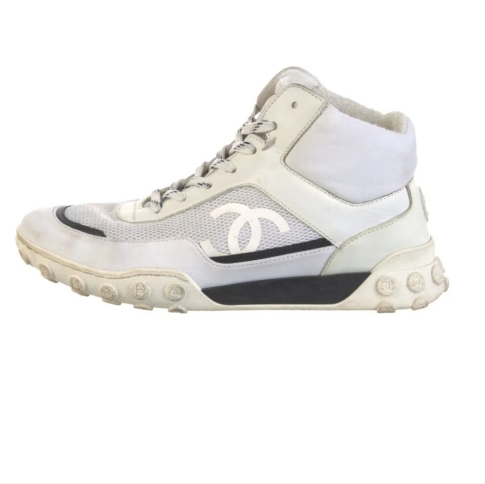 Chanel Authentic Interlocking CC Sneakers Women's Size: 6 | 36